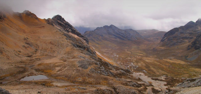 Campamento Jancarurish ao Campamento Huillca – Peru