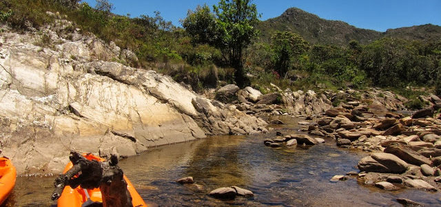 Passeio de caiaque na Serra do Cipó