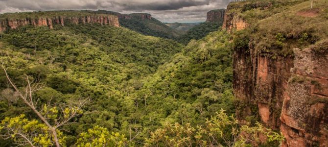 PARNA Chapada dos Guimarães: Véu de Noiva, Vale do Rio Claro