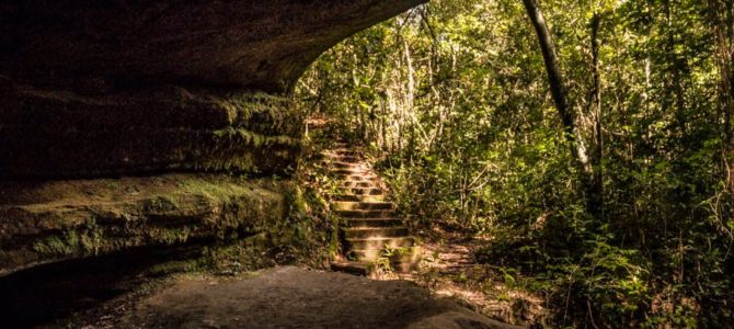 Morro São Jerônimo: PARNA Chapada do Guimarães