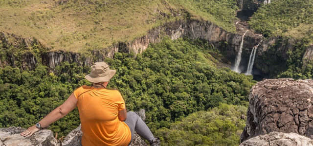 Trilha para Cachoeira do Abismo e Mirante da Janela na Chapada dos Veadeiros