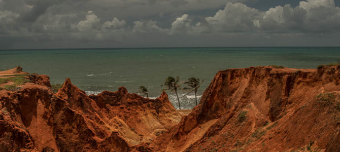 Morro Branco no Litoral Leste do Ceará