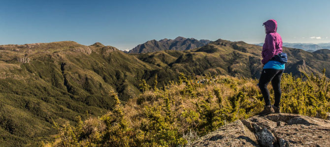 Pico da Pedra Preta na Travessia da Serra Negra