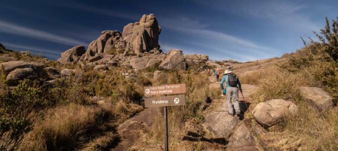 Prateleiras no Parna Itatiaia