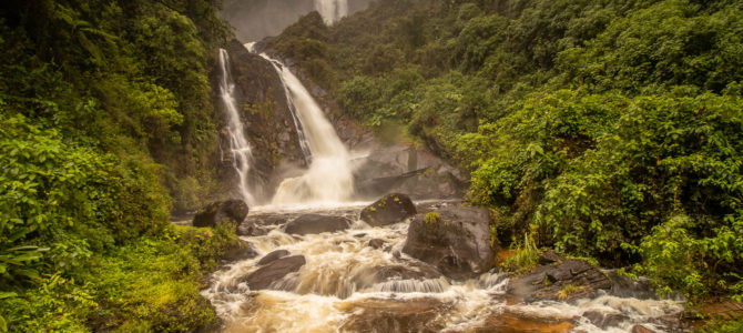 Trilha do Ouro: Seu Tião à cachoeira do Veado