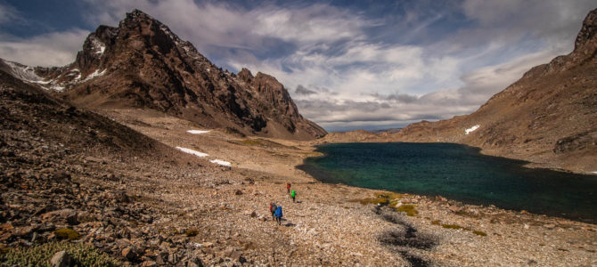 Dientes de Navarino: Laguna del Salto ao Cerro Bettinelli